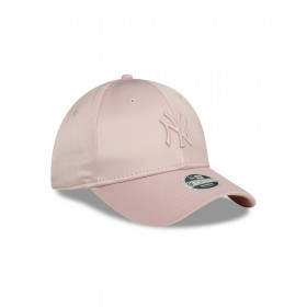 Gorra 9Forty New York Yankees Satin Dark Pink