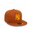 Gorra 59Fifty New York Yankees League Essentials Coffee MLB